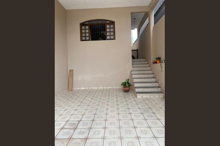 Casa à venda com 164m², 3 quartos e 2 vagasÁrea externa
