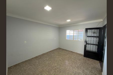 Sala  de casa para alugar com 4 quartos, 250m² em Setor Habitacional Vicente Pires, Brasília