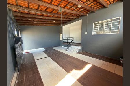 Casa para alugar com 250m², 4 quartos e 2 vagas Casa para alugar com 250m², 4 quartos e 2 vagasGaragem