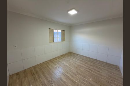 Casa para alugar com 250m², 4 quartos e 2 vagas Casa para alugar com 250m², 4 quartos e 2 vagasQuarto 02