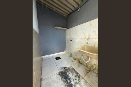Casa para alugar com 250m², 4 quartos e 2 vagas Casa para alugar com 250m², 4 quartos e 2 vagasBanheiro do quintal