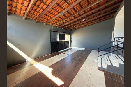 Casa para alugar com 250m², 4 quartos e 2 vagas Casa para alugar com 250m², 4 quartos e 2 vagasGaragem