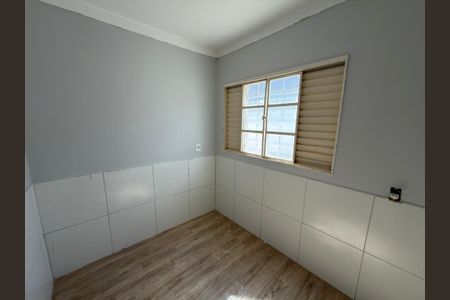 Casa para alugar com 250m², 4 quartos e 2 vagas Casa para alugar com 250m², 4 quartos e 2 vagasQuarto 01