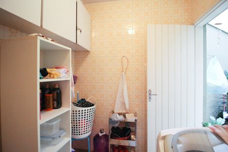 Casa à venda com 206m², 3 quartos e 2 vagasÁrea de Serviço