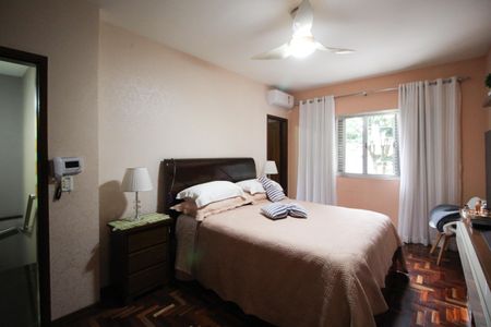 Casa à venda com 206m², 3 quartos e 2 vagasSuíte 