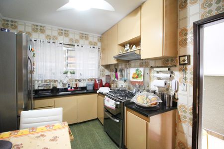 Casa à venda com 206m², 3 quartos e 2 vagasCozinha