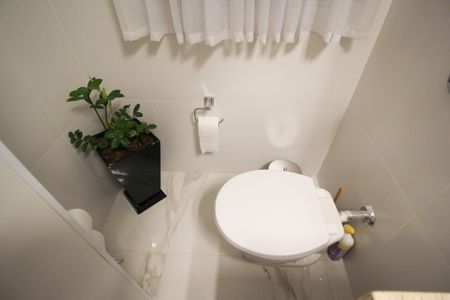 Casa à venda com 206m², 3 quartos e 2 vagasLavabo
