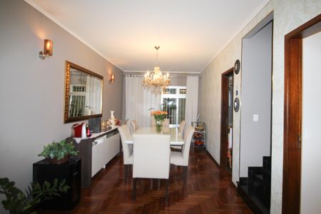 Sala de casa à venda com 3 quartos, 206m² em Indianópolis, São Paulo