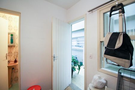 Casa à venda com 206m², 3 quartos e 2 vagasQuarto de Serviço
