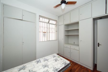 Apartamento à venda com 85m², 3 quartos e 1 vagaQuarto 2