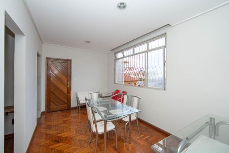 Apartamento à venda com 85m², 3 quartos e 1 vagaSala