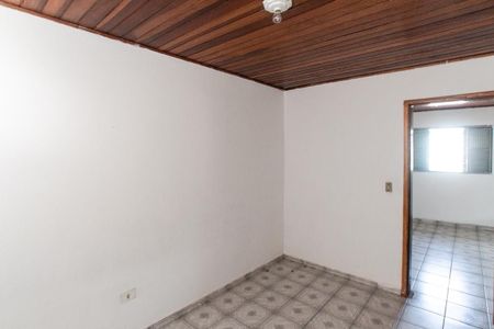 Quarto de casa para alugar com 1 quarto, 90m² em Vila Nilo, São Paulo
