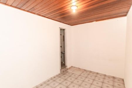 Quarto de casa para alugar com 1 quarto, 90m² em Vila Nilo, São Paulo