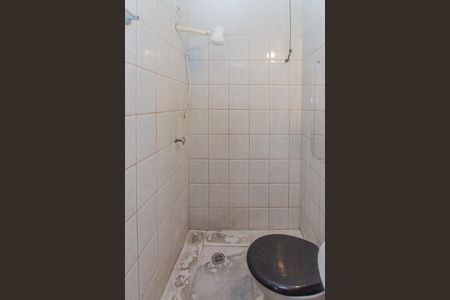 Banheiro de casa para alugar com 1 quarto, 90m² em Vila Nilo, São Paulo