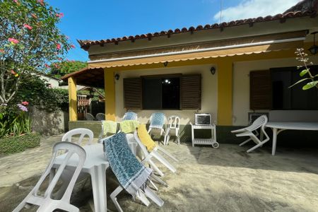 Casa de condomínio para alugar com 150m², 4 quartos e 2 vagasQuintal 