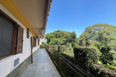 Casa de condomínio para alugar com 150m², 4 quartos e 2 vagasVaranda 