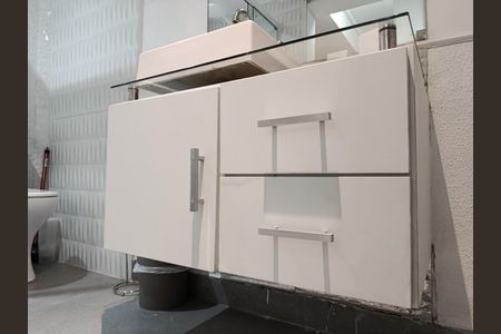 Apartamento para alugar com 48m², 1 quarto e sem vagaBanheiro
