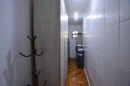 Casa à venda com 300m², 6 quartos e 3 vagas Casa à venda com 300m², 6 quartos e 3 vagasSUÍTE - CLOSET