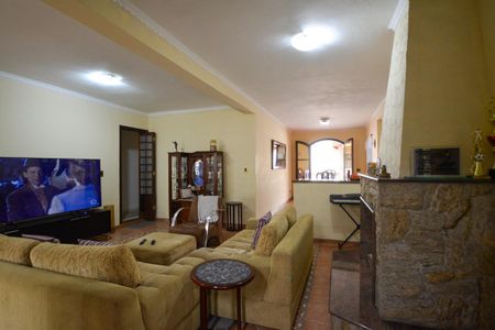 Casa à venda com 300m², 6 quartos e 3 vagas Casa à venda com 300m², 6 quartos e 3 vagasSALA
