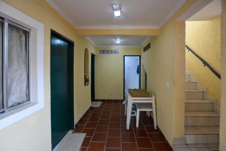 Casa à venda com 300m², 6 quartos e 3 vagas Casa à venda com 300m², 6 quartos e 3 vagasFUNDOS