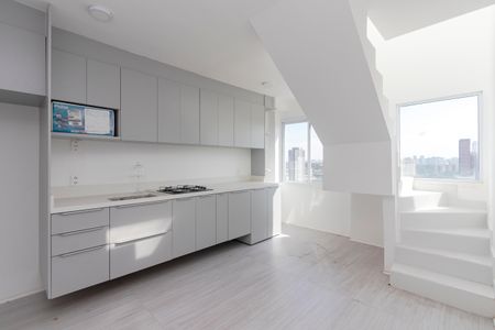 Sala/ Cozinha de apartamento à venda com 1 quarto, 64m² em Jardim Aeroporto, São Paulo
