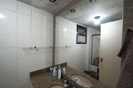 Apartamento à venda com 108m², 3 quartos e 2 vagasSuíte