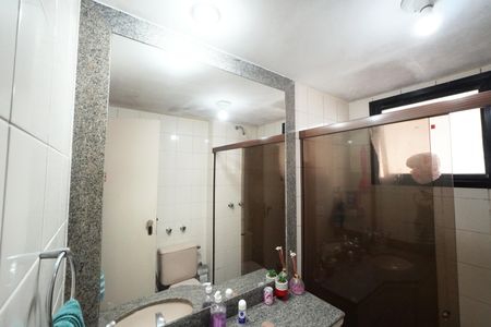 Apartamento à venda com 108m², 3 quartos e 2 vagasBanheiro