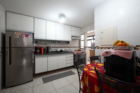 Apartamento à venda com 108m², 3 quartos e 2 vagasCozinha