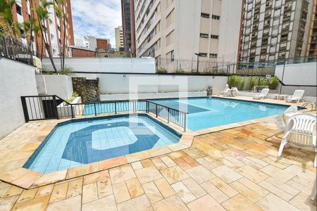 Apartamento à venda com 108m², 3 quartos e 2 vagas Apartamento à venda com 108m², 3 quartos e 2 vagasPiscina
