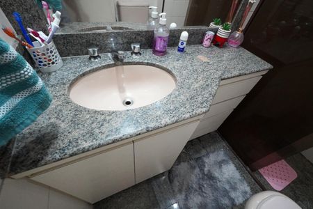 Apartamento à venda com 108m², 3 quartos e 2 vagasBanheiro