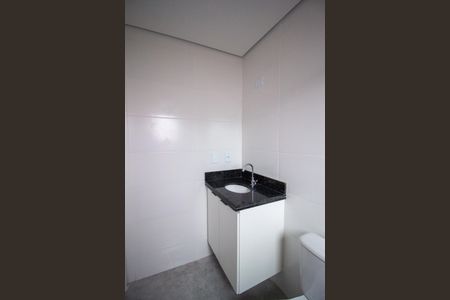 Apartamento para alugar com 67m², 2 quartos e 2 vagas Apartamento para alugar com 67m², 2 quartos e 2 vagasBanheiro da Suíte