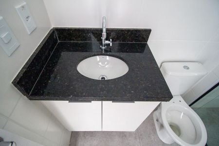 Apartamento para alugar com 67m², 2 quartos e 2 vagas Apartamento para alugar com 67m², 2 quartos e 2 vagasBanheiro Social