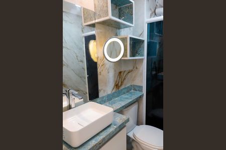 Apartamento à venda com 42m², 2 quartos e 1 vaga Apartamento à venda com 42m², 2 quartos e 1 vagaBanheiro