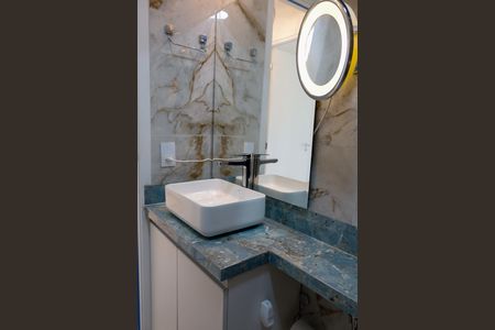 Apartamento à venda com 42m², 2 quartos e 1 vaga Apartamento à venda com 42m², 2 quartos e 1 vagaBanheiro