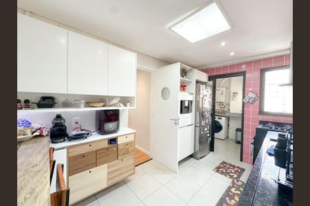 Apartamento à venda com 105m², 3 quartos e 2 vagasCozinha