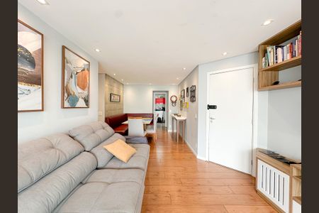 Apartamento à venda com 105m², 3 quartos e 2 vagasSala