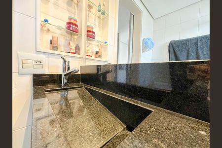 Apartamento à venda com 105m², 3 quartos e 2 vagasBanheiro Suíte 