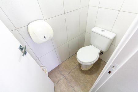 Lavabo de apartamento para alugar com 2 quartos, 60m² em Vila Marieta, São Paulo