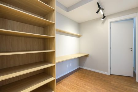 Apartamento para alugar com 73m², 2 quartos e 1 vagaCorredor