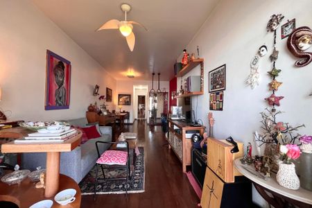 Sala  de apartamento à venda com 3 quartos, 120m² em Lagoa, Rio de Janeiro