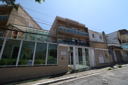 Apartamento à venda com 60m², 2 quartos e 2 vagas Apartamento à venda com 60m², 2 quartos e 2 vagasFachada