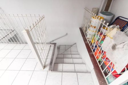 Casa à venda com 220m², 4 quartos e 2 vagas Casa à venda com 220m², 4 quartos e 2 vagasÁrea Externa Casa 1