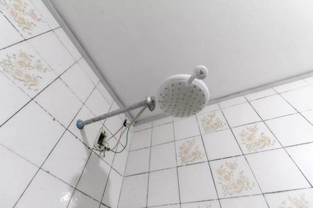 Casa à venda com 220m², 4 quartos e 2 vagas Casa à venda com 220m², 4 quartos e 2 vagasBanheiro Casa 1