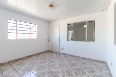 Casa à venda com 220m², 4 quartos e 2 vagas Casa à venda com 220m², 4 quartos e 2 vagasQuarto 1 Casa 2