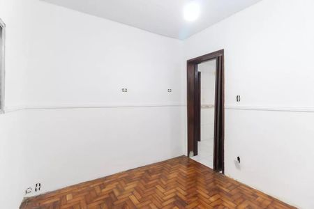 Casa à venda com 220m², 4 quartos e 2 vagas Casa à venda com 220m², 4 quartos e 2 vagasQuarto 2 Casa 1