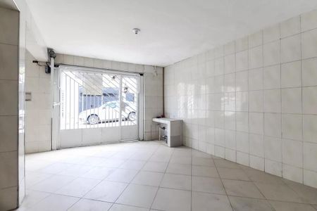 Casa à venda com 220m², 4 quartos e 2 vagas