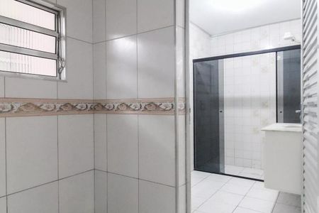 Casa à venda com 220m², 4 quartos e 2 vagas Casa à venda com 220m², 4 quartos e 2 vagasBanheiro Casa 1