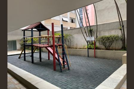 Apartamento para alugar com 120m², 3 quartos e 1 vaga Apartamento para alugar com 120m², 3 quartos e 1 vagaÁrea comum - Playground