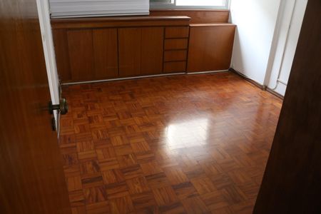 Apartamento para alugar com 120m², 3 quartos e 1 vagaQuarto 2