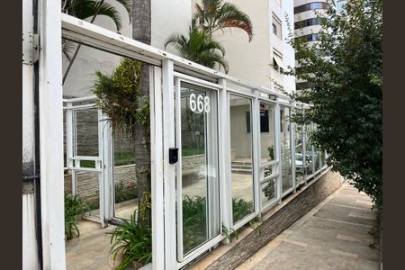 Apartamento para alugar com 120m², 3 quartos e 1 vaga Apartamento para alugar com 120m², 3 quartos e 1 vagaFachada do Prédio